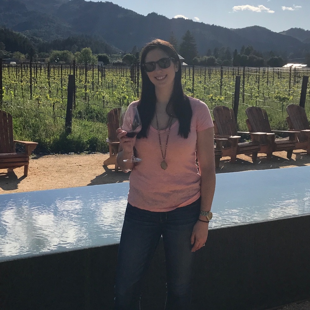 Meet your Posher, Victoria